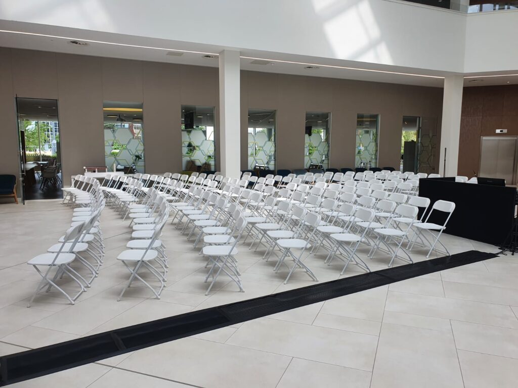White Folding Chair Hire London, Surrey, Kent, Hampshire, Sussex